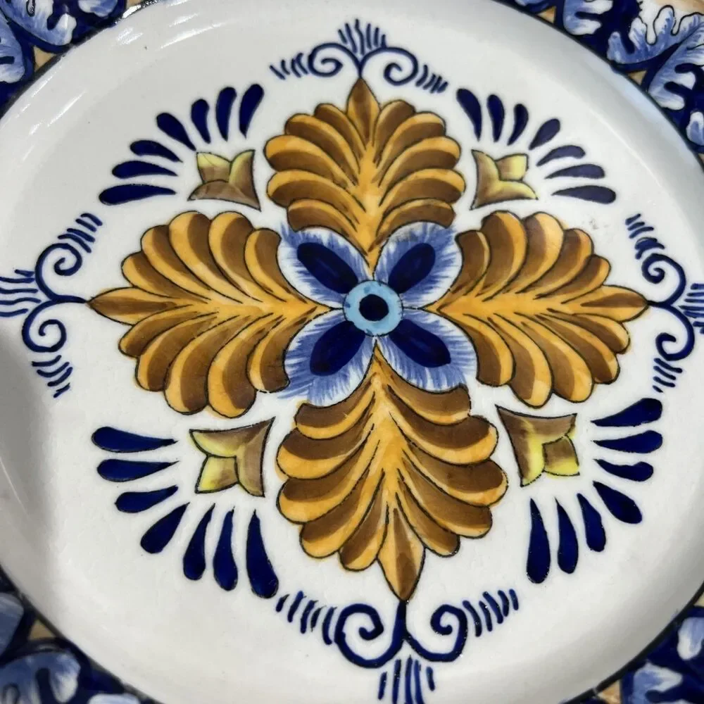 I Godinger & Co Cobalt Blue Yellow Hand Painted Plates Scalloped Set of 2